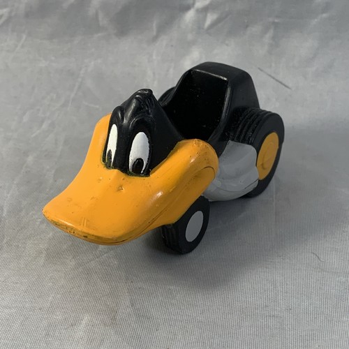Daffy duck dragster looney - daffy,