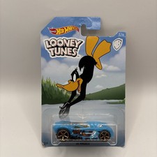 Hot Wheels Looney Tunes 16